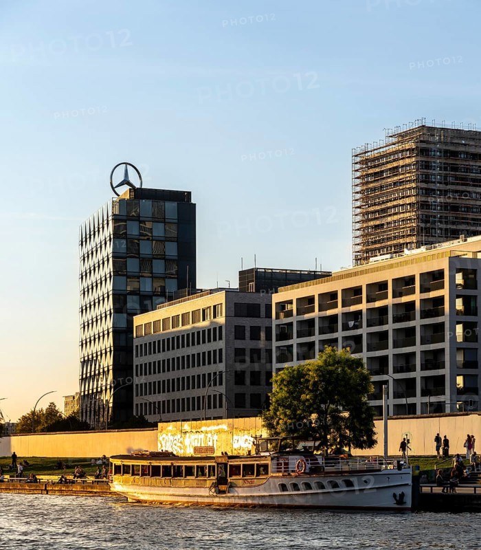 View from the Spree to the East Side Galery and the office complexes on Mühlenstraße, Berlin, Germany, Europe