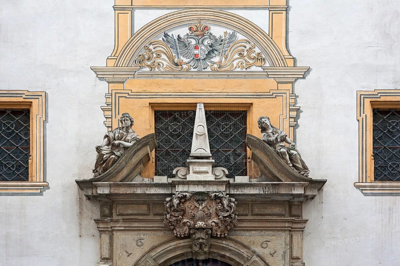 Detailed view of the entrance portal with the Alegories of Faith and Peace of the Baroque Town Hall from 1661, Regensburg, Upper Palatinate, Bavaria, Germany, Europe