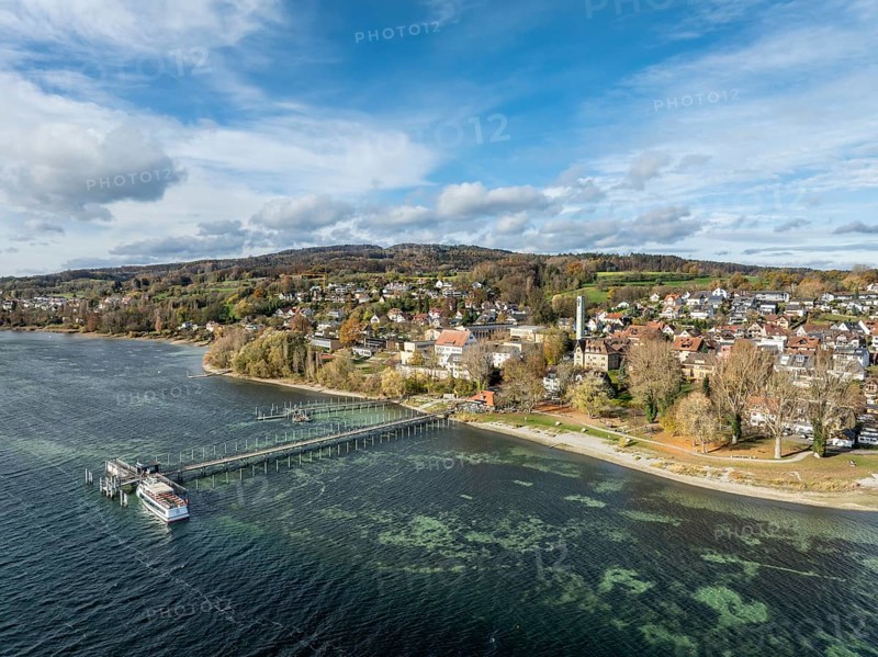 Aerial view of the municipality of Gaienhofen on the south side of the Höri peninsula with the marina, jetty and Gaienhofen Castle, now a school campus and grammar school, Lake Constance, Constance district, Baden-Württemberg, Germany, Europe