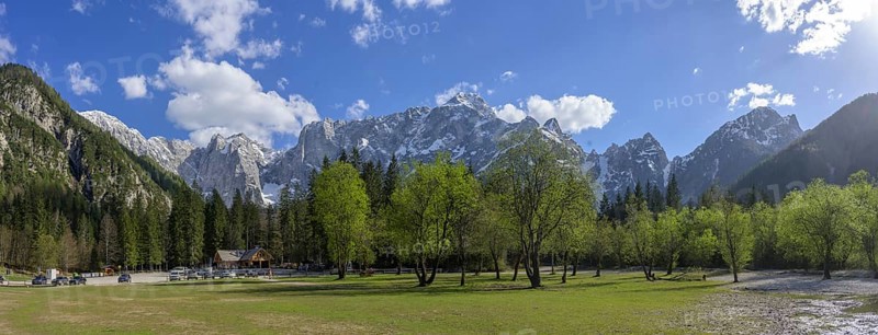 Mangart mountain range on Lake Fusine, Tarvisio, province of Udine, Italy, Europe