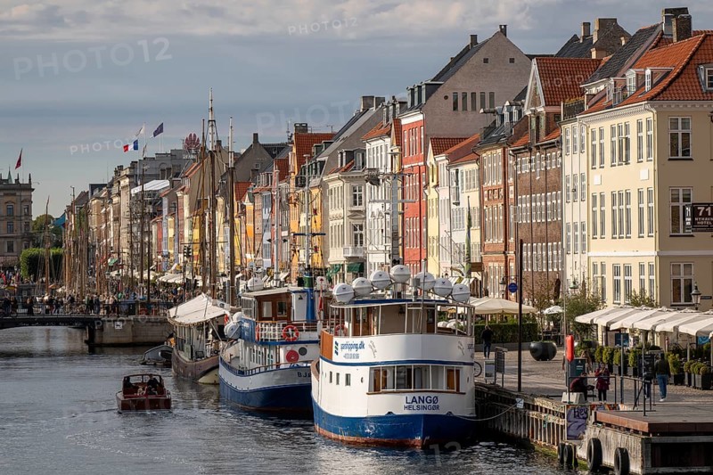 Nyhavn, in the Frederiksstaden district, harbour district with houses over 300 years old, moored sailing boats, promenade with many cafés, pubs, restaurants, canal, tourist attraction, Copenhagen, Denmark, Europe