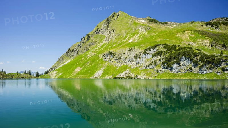 Seealpsee and Seeköpfel, 1919m, Allgäu Alps, Allgäu, Bavaria, Germany, Europe