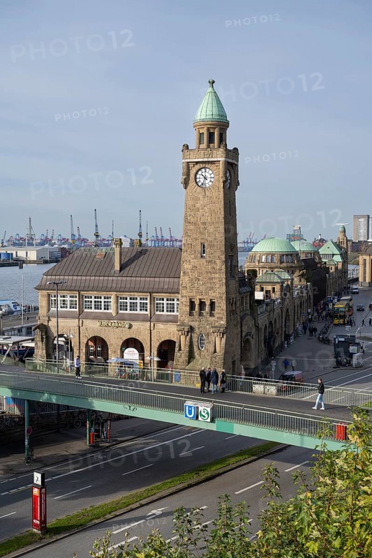 Clock tower, Landungsbrücken, St. Pauli, Hamburg, Germany, Europe