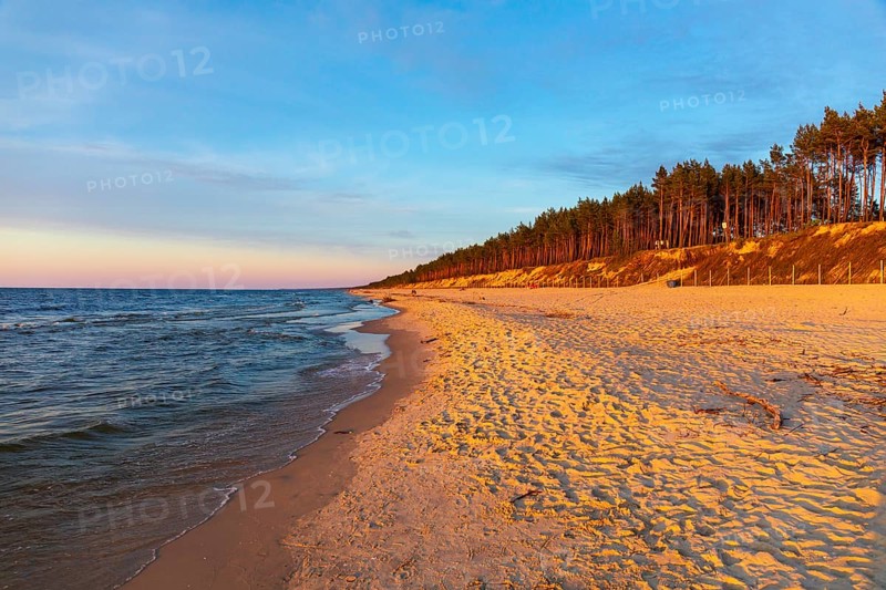 Beach at sunset, close to Stegna, a village in Nowy Dwór Gdanski County, Pomeranian Voivodeship, in northern Poland