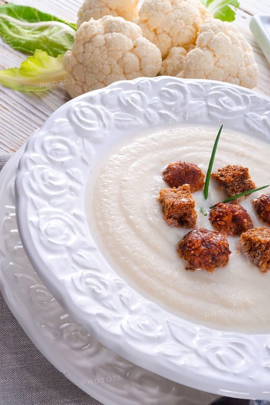 Cauliflower cream soup
