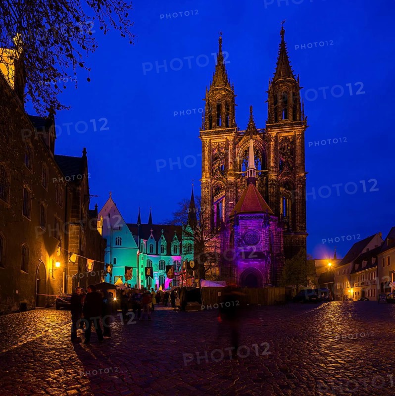 Medieval market at the Albrechtsburg in Meissen