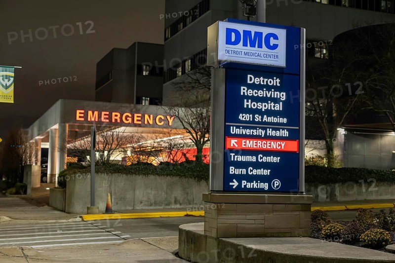 Detroit, Michigan, Detroit Receiving Hospital, a 320-bed hospital which is known especially for its emergency department. It one of eight hospitals that make up the Detroit Medical Center