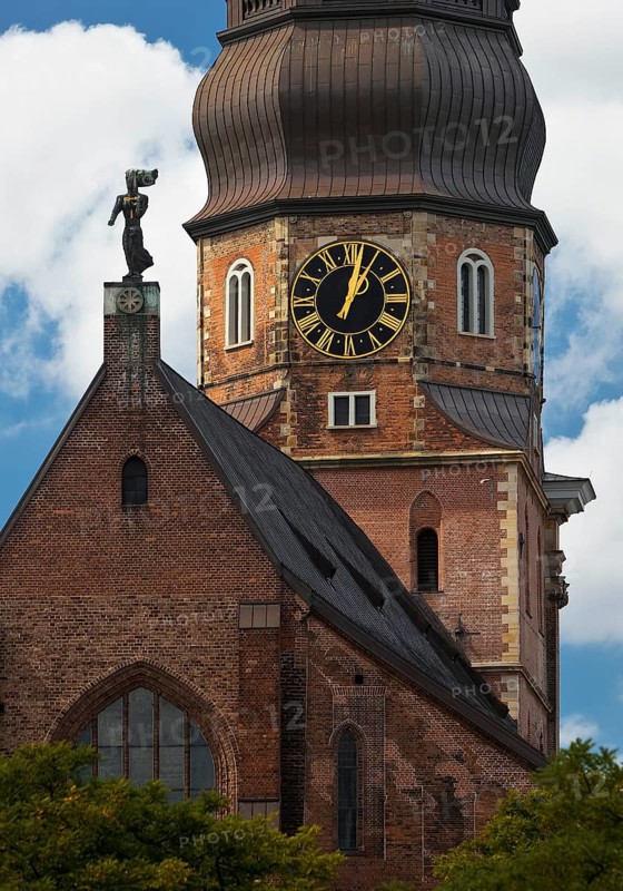 Main Church of St. Catherine with the bronze figure of the namesake Catherine of Alexandria on the east gable of the nave, Hamburg, Germany, Europe