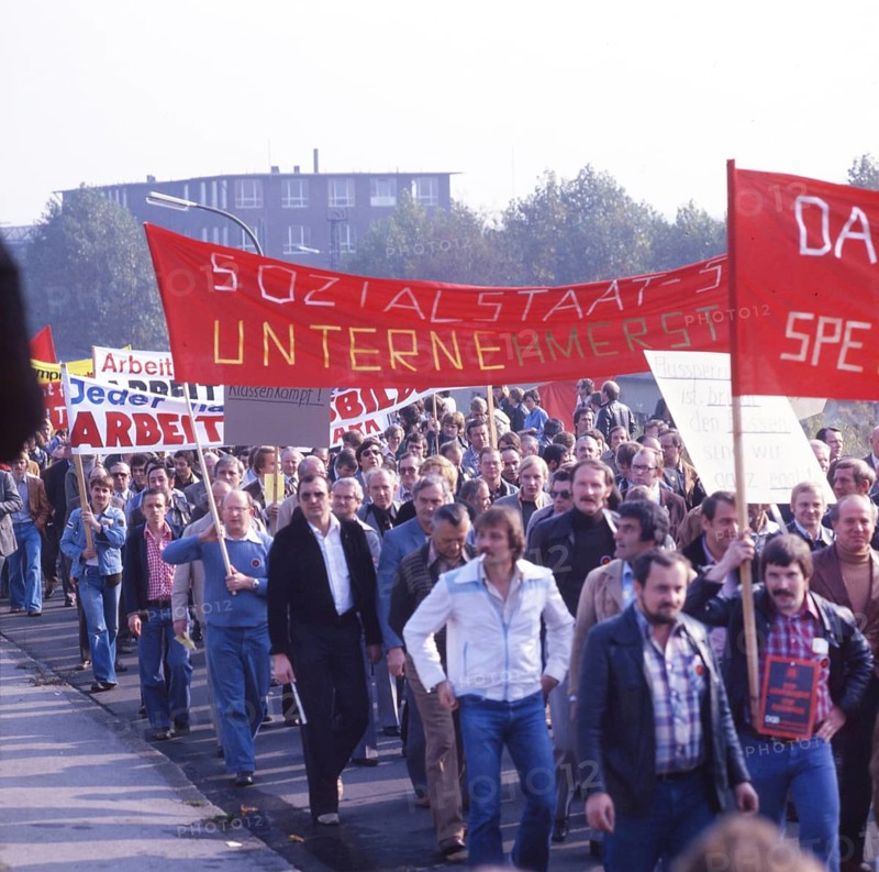DEU, Germany: The historical slides from the times 80-90s, Dortmund. DGB demonstration against unemployment and for the right to strike 90s