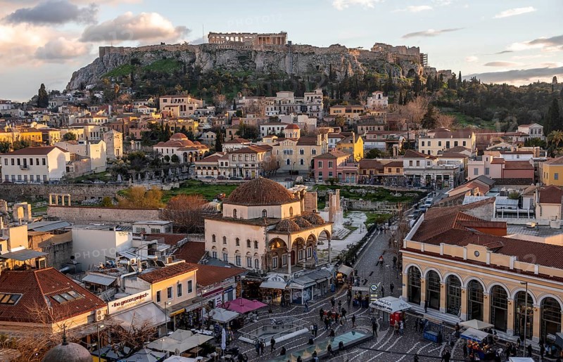 View over the old town of Athens, with Tzisdarakis Mosque and Acropolis, Monastiraki Square, in the evening light, Athens, Attica, Greece, Europe