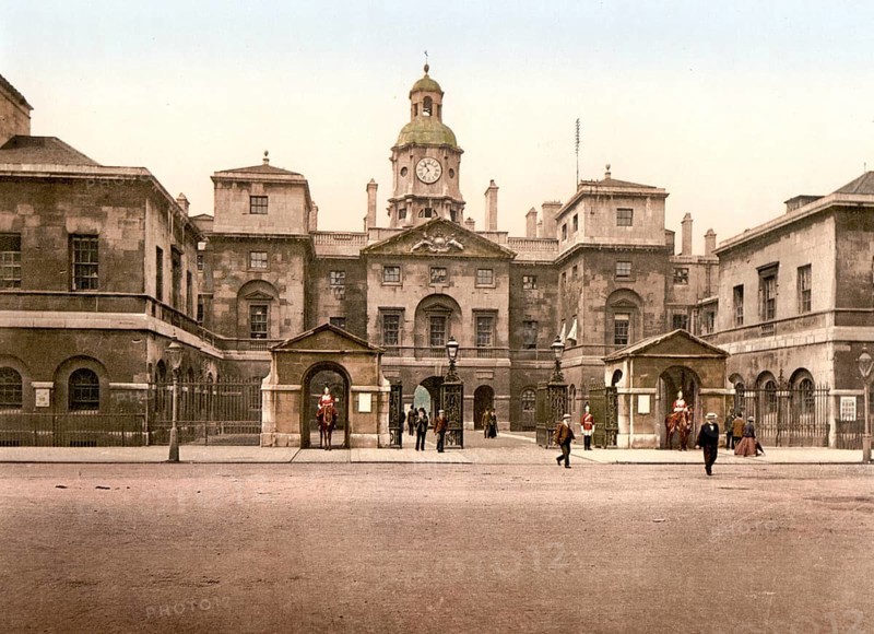 Palace of Whitehall, Horse guards, mounted guard, London, ca 1895, England, Historical, digitally restored reproduction from a 19th century original, horse guards, mounted guard, Historical, digitally restored reproduction from a 19th century original