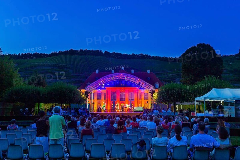 TANGO PIAZZOLLA Ballet on the Vineyard