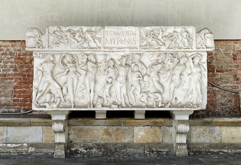 Roman sarcophagus, Sarcofago romano, Antiquity, Camposanto Monumentale monumental cemetery, Miracles Square, Piazza dei Miracoli also Campo dei Miracoli, Piazza del Duomo, Pisa, Tuscany, Italy, UNESCO World Heritage Site, Europe