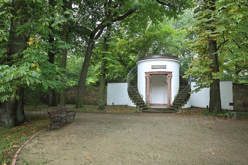 Park with Goethe Temple Goethe Temple, Pavilion, Sachsenhausen, Main, Frankfurt, Hesse, Germany, Europe
