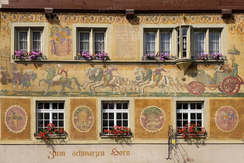 Schwarzes Horn, historic house with painted façade on the town hall square, old town, Stein am Rhein, Canton Schaffhausen, Switzerland, Europe