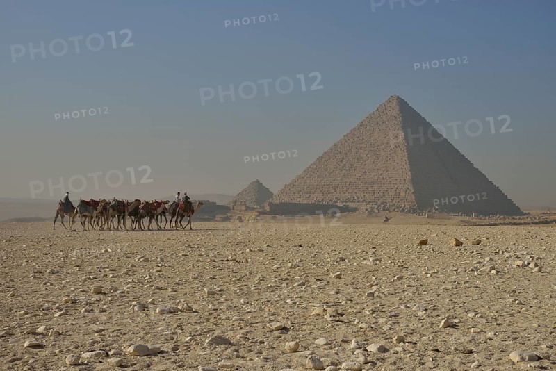 Pyramid of Menkaure, Giza, Egypt, Africa