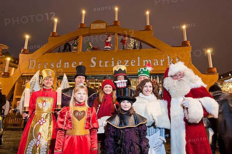 The Striezelmarkt, which has been held since 1434, is the oldest Christmas market in Germany and takes place on the Altmarkt. In 2009 the market was redesigned, a special landmark is for example the world's largest candle arch