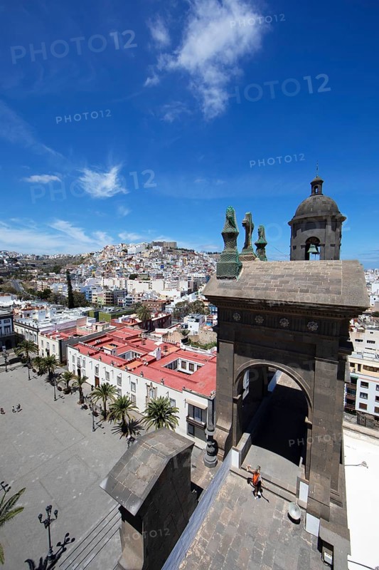 View from the tower of Santa Ana Cathedral of the colourful houses of Las Palmas, Las Palmas Province, Gran Canaria, Canary Islands, Spain, Europe