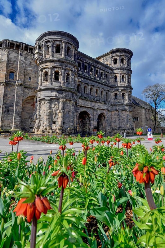 Porta Nigra, Roman city gate, Unesco World Heritage Site, Trier, Rhineland-Palatinate, Germany, Europe
