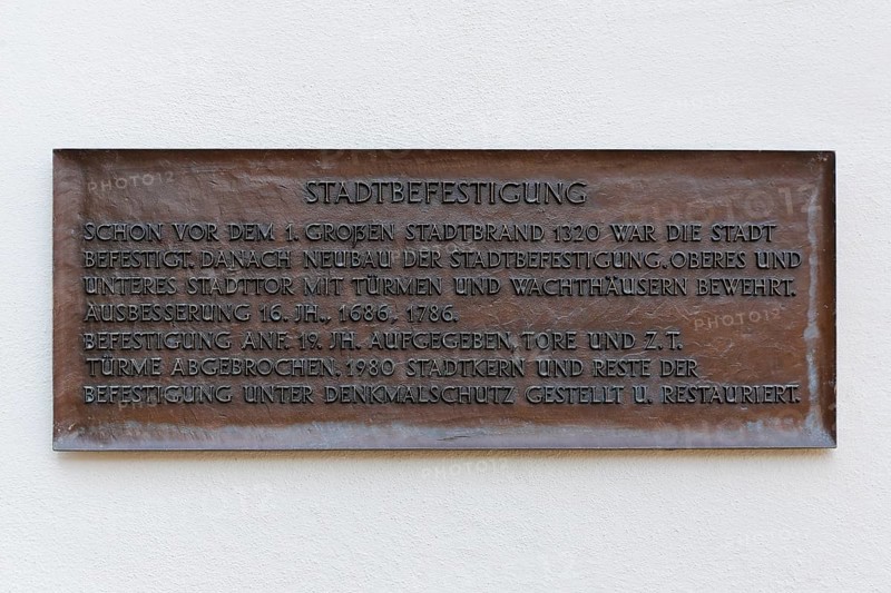 Sign at Werdenberg Castle, plaque, writing, letters, text on the town fortifications, Werdenberg Castle, Renaissance castle of the Counts of Werdenberg, today Werdenberg School, historical building, architecture, Trochtelfingen, Baden-Württemberg, Germany, Europe