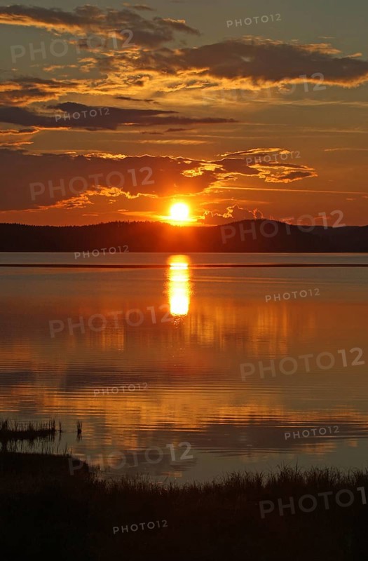 Sunset, midnight sun at a lake in Kvikkjok National Park, Lapland, Northern Sweden, Sweden, Scandinavia, Europe