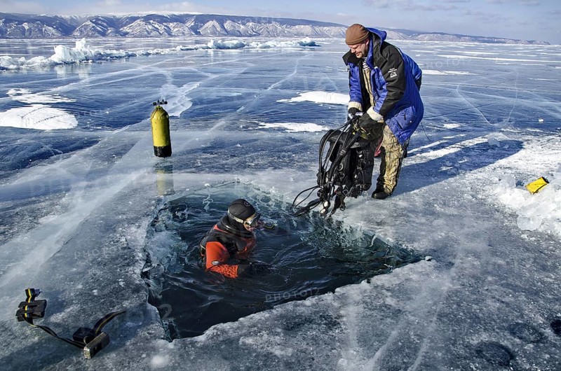 Scuba diver, Lake Baikal, Olkhon Island, Pribaikalsky National Park, Irkutsk Province, Siberia, Russia, Europe