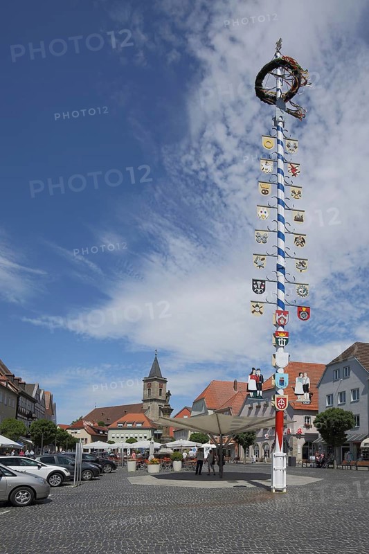 Market place with maypole in Bad Neustadt an der Saale, Rhön, Lower Franconia, Franconia, Bavaria, Germany, Europe