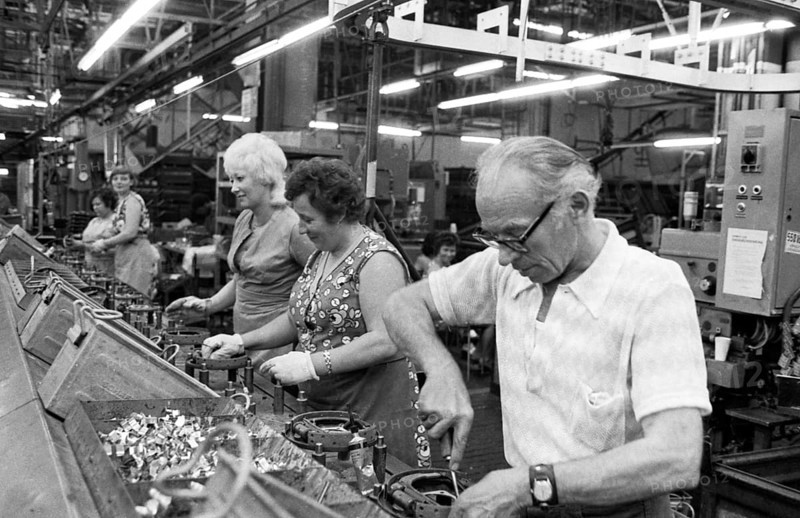 Production of engines, axles and other car manufacturing parts at the Opel plant in Bochum, Germany, 08.07.1975, Europe