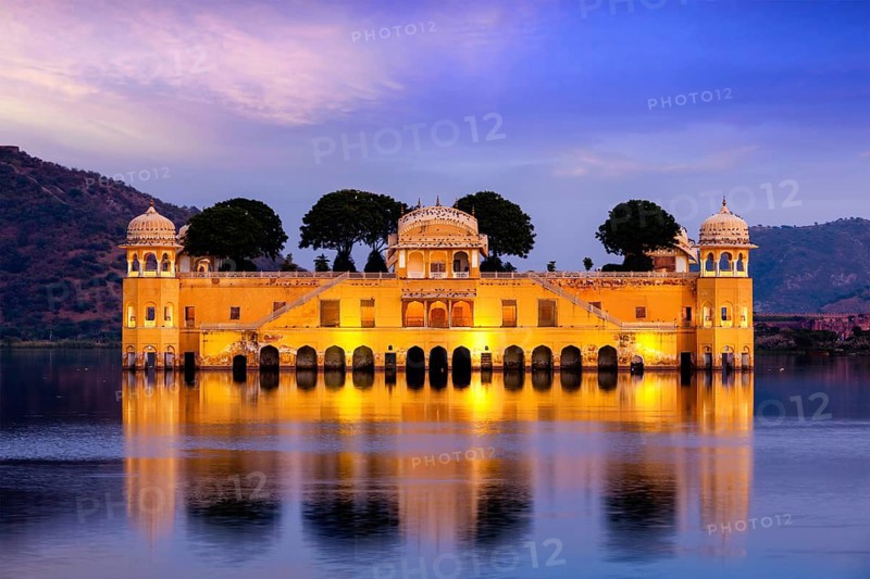 Rajasthan landmark, Jal Mahal (Water Palace) on Man Sagar Lake in the evening in twilight. Jaipur, Rajasthan, India, Asia
