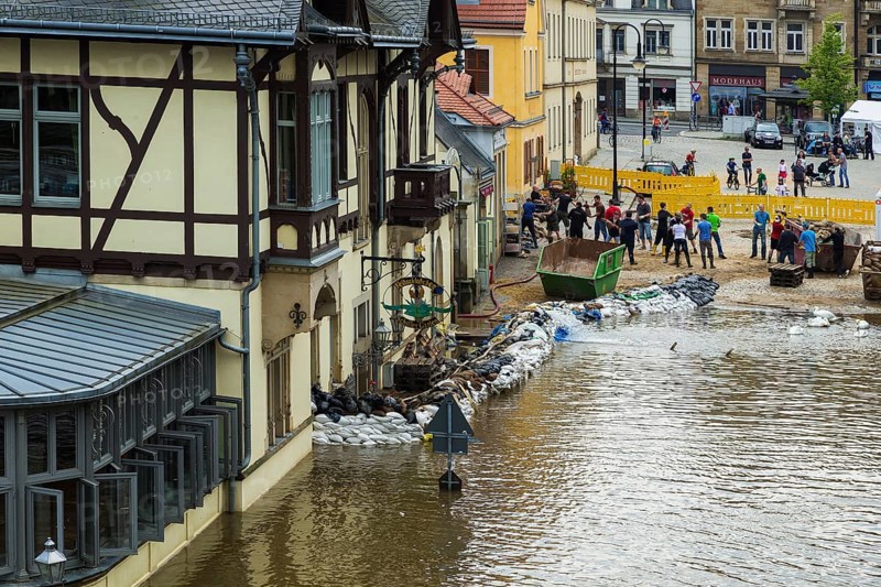 Flooding in Dresden at the Schillergarten
