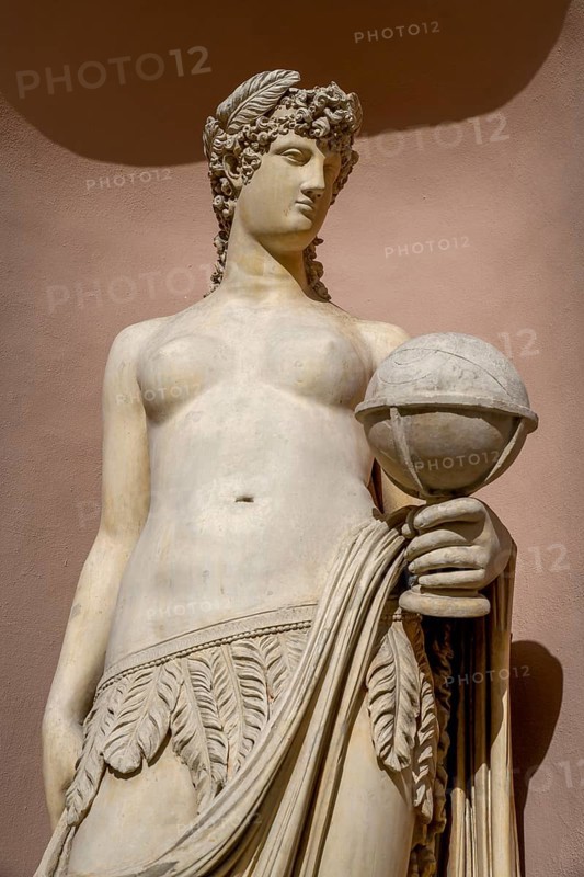 Statue at the Camera di Commercio, Chamber of Commerce, Trieste, Friuli Venezia Giulia Region, Italy, Europe