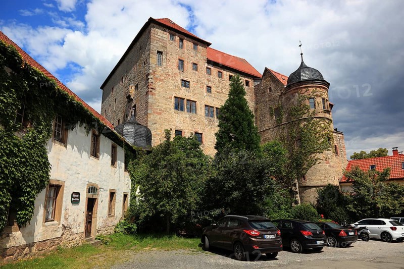 Johanniterburg Kühndorf, Kühndorf Castle, built in 1315 by the Order of St. John on the remains of a predecessor castle as a fort consisting of broad towers, Schmalkalden district, Meiningen, Thuringia, Germany, Europe