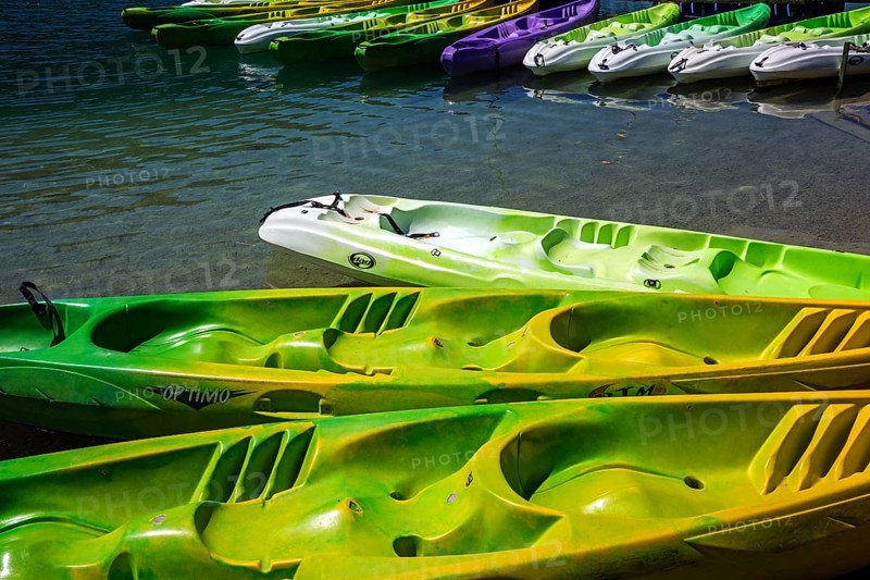 Colourful canoes in the boat harbour in Esparron-de-Verdon, Lac d Esparron, Provence-Alpes-Côte d'Azur, Provence, France, Europe
