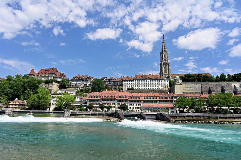 View of the Old Town, Bern Cathedral and the River Aare, Bern, Canton of Bern, Switzerland, Europe