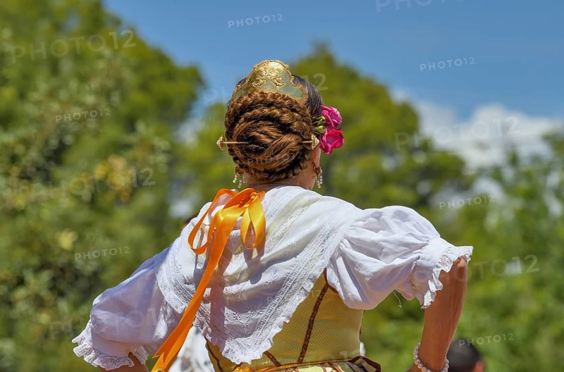 Hairdo of a woman at the annual fiesta in honour of San Vicent in Cautivador or Captivador, municipality of La Nucía, province of Alicante, Valencia region, Costa Blanca, Spain, Europe