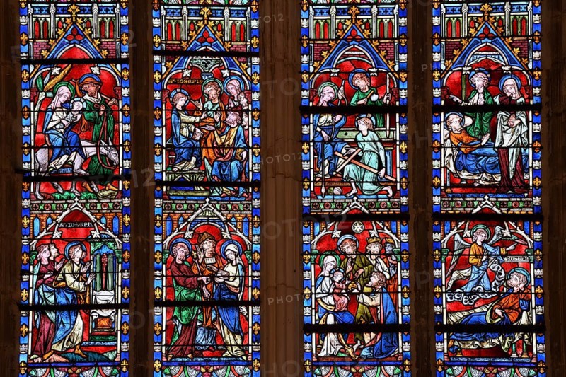 Stained glass windows of the Cathédrale Saint-Étienne, Auxerre, Département Yonne, Region Bourgogne-Franche-Comté, Burgundy, France, Europe