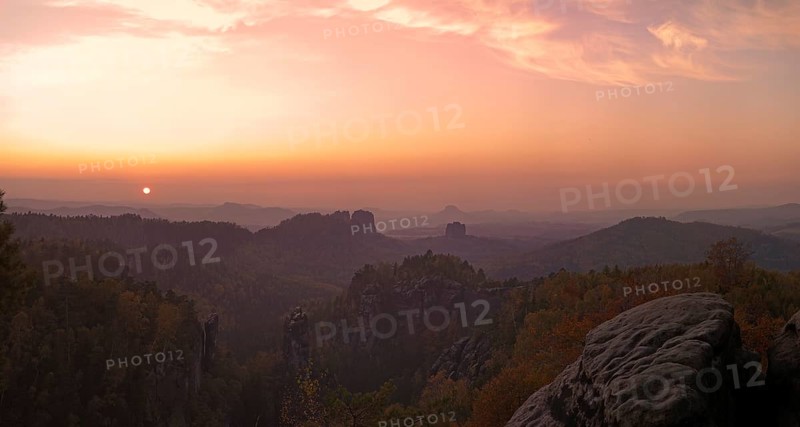 View from the Carola rock into the Schrammstein area in the back of Saxon Switzerland