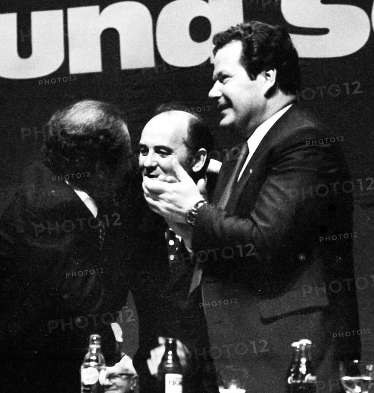 On 7 May 1975, Michael Gorbachev, later General Secretary of the CPSU, travelled with a delegation from the USSR to an event organised by the DKP in Nuremberg's Meistersingerhalle. Herbert Mies, Michael Gorbachev von r, Germany, Europe