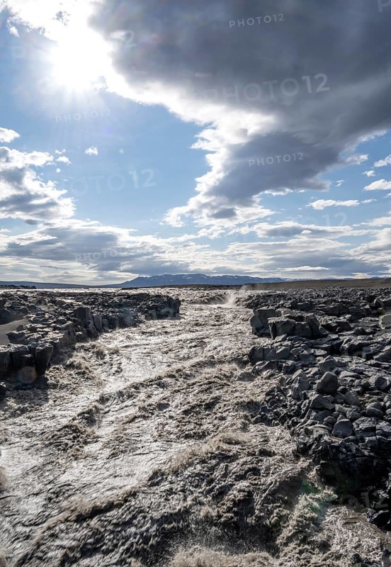 River Jökulsá á Fjöllum, volcanic landscape, barren landscape, Vatnajökull National Park, Icelandic Highlands, Iceland, Europe