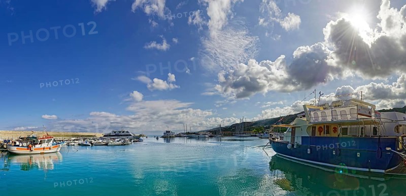 Tropea harbour with excursion boat, Tropea, Vibo Valentia, Calabria, Southern Italy, Italy, Europe