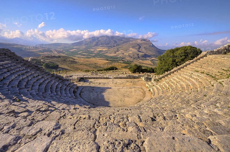 Evening light, Roman amphitheatre, empty tiers, Segesta, Ancient site, Archaeological site, Doric, Trapani province, Sicily, Italy, Europe
