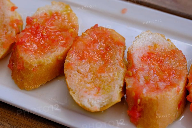 Pan de Tomate, tapas, food, Cadaqués, Costa Brava, Catalonia, Spain, Europe