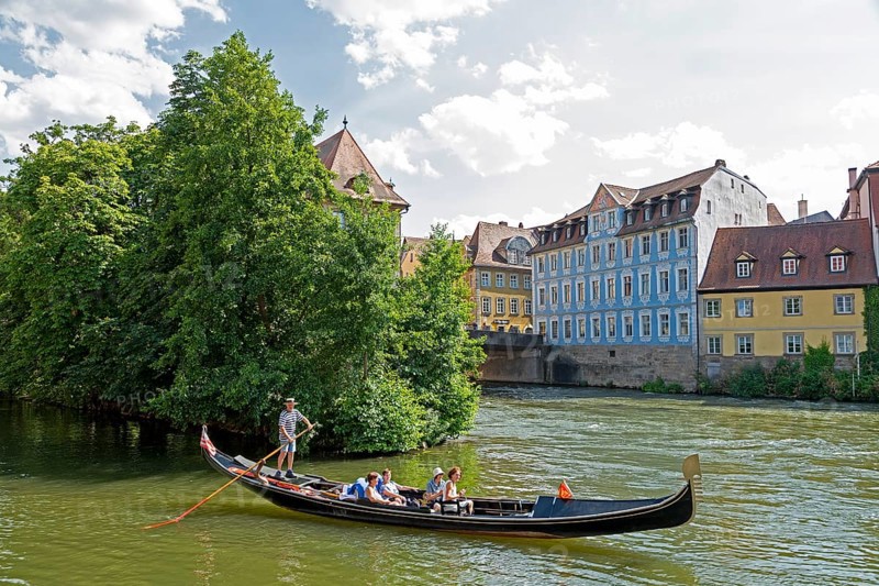 Gondolier, Boat, Regnitz, Houses, Bamberg, Upper Franconia, Bavaria, Germany, Europe