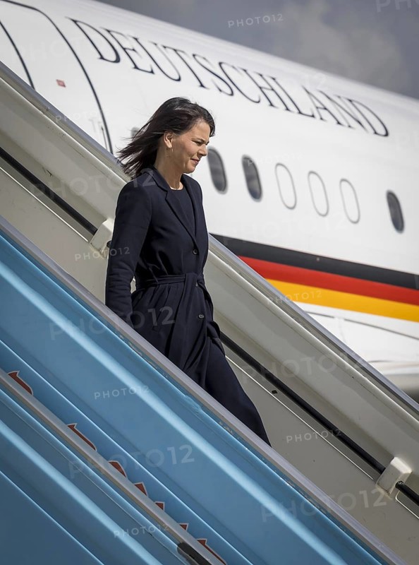 Annalena Bärbock (Alliance 90/The Greens), Federal Foreign Minister, photographed during her visit to Israel. Here on arrival in Tel Aviv. 'Photographed on behalf of the Federal Foreign Office'