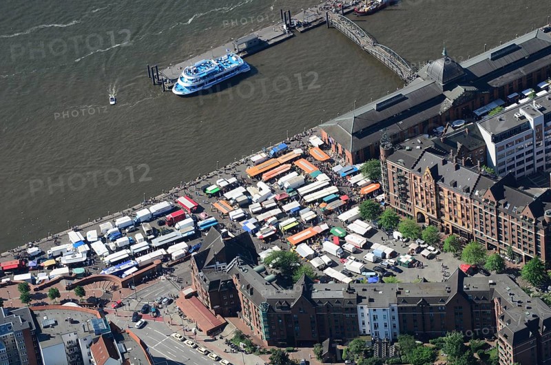 Aerial view, Hamburg fish market, St. Pauli fish market, market, Elbe, fish auction hall, Hamburg, Germany, Europe