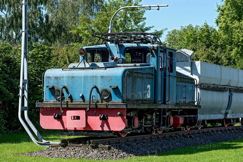 Vintage electric locomotive no. 3 from Krupp AEG with coal wagon for transporting lignite in mining, electric locomotive, built in 1957, open-air museum at Weckesheim railway station, Reichelsheim, Wetterau, Hesse, Germany, Europe