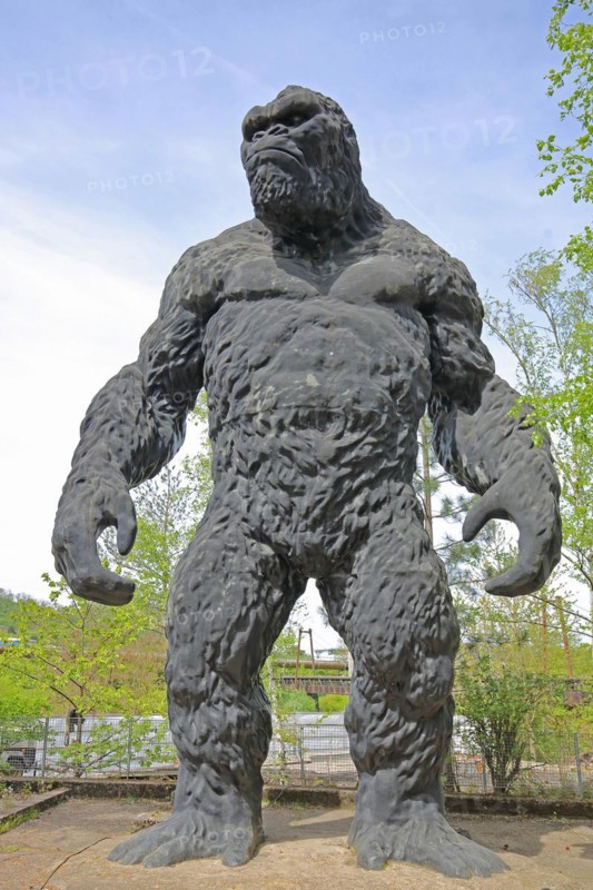 Sculpture King Kong by Ottmar Hörl Biennale 2019, large, street art, monkey figure, monster, Völklinger Hütte, Völklingen, Saarland, Germany, Europe