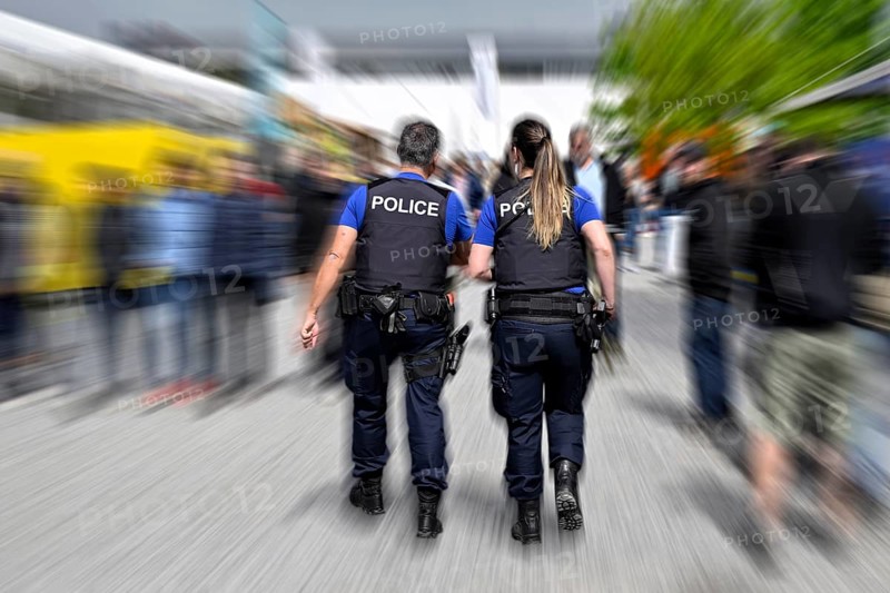 Mural police patrol