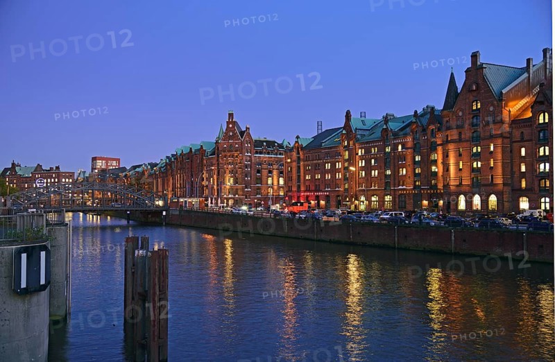 Europe, Germany, Hamburg, historic warehouse district, view from the customs canal to the former brick warehouses, Hamburg, Hamburg, Federal Republic of Germany, Europe