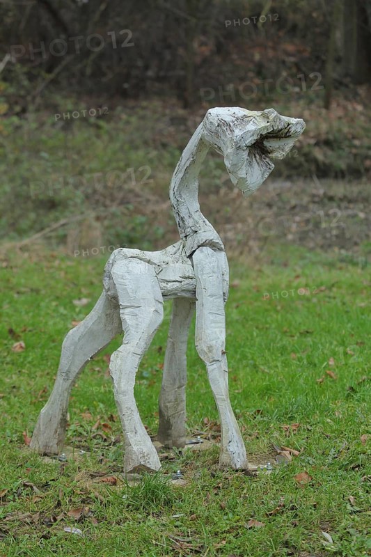 Sculpture flower animals by Achim Ripperger 2023, white animal figure with flower as head, young animal, modern art, fantasy creature, flower animal, neck, floodplain art, Massenheim, Bad Vilbel, Wetterau, Hesse, Germany, Europe